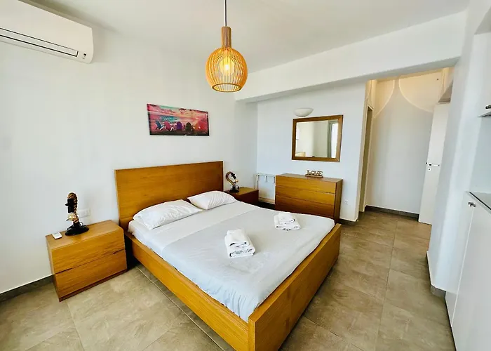 Seaview & Jacuzzi Summer Apartamento *