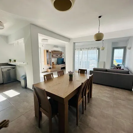 Seaview & Jacuzzi Summer