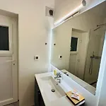 Seaview & Jacuzzi Sea View شقة