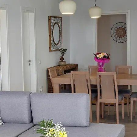 Seaview & Jacuzzi Summer *