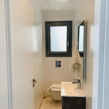 Seaview & Jacuzzi Summer Apartment *