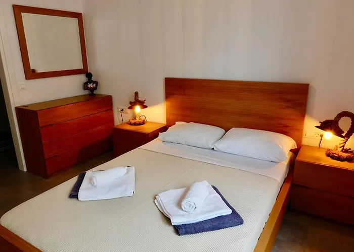 Seaview & Jacuzzi Summer Daire *